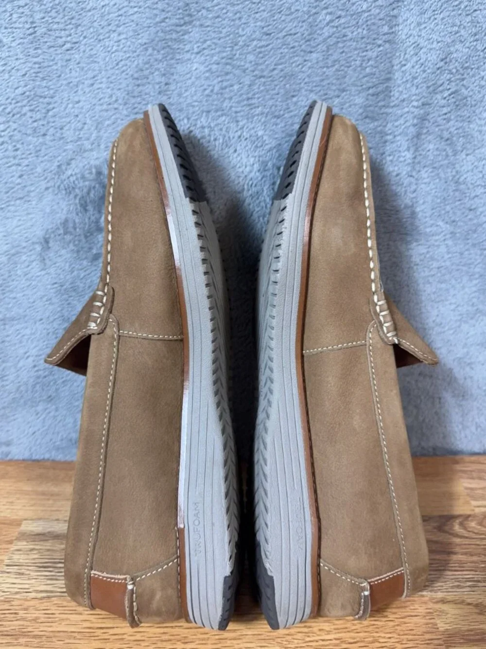 Johnston & Murphy Upton Perfed Venetian Loafer Men's 12M Snuff Nubuck Slip On